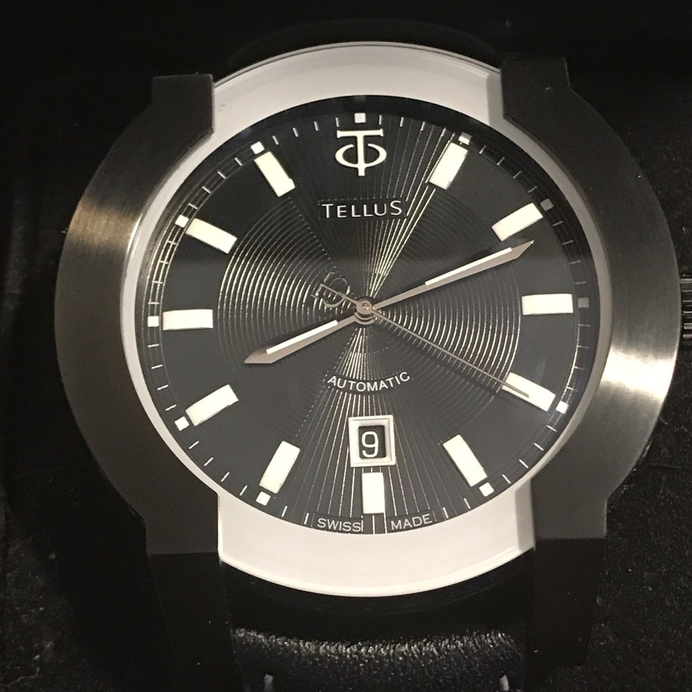 TELLUS PARENTHESES AUTOMATIC MENS WATCH MRSP$2750